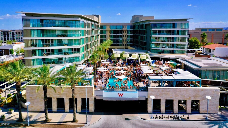 W Scottsdale