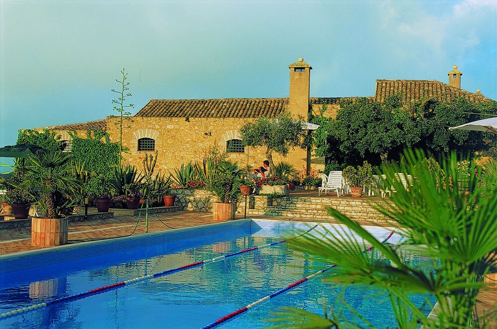 Hotel Baglio Santacroce