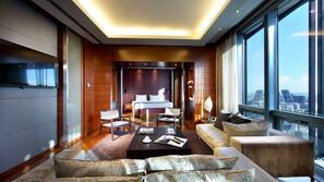 Minibar, in-room safe, desk, soundproofing