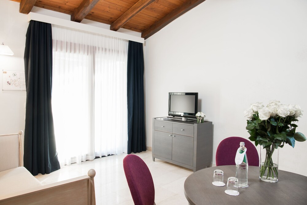 das fünfte element club stunden hotel karlsruhe das fünfte element club stunden hotel karlsruhe