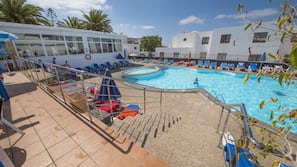 2 outdoor pools, pool umbrellas, pool loungers