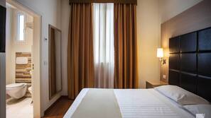Couette en duvet d'oie, minibar, coffre-forts dans les chambres, bureau