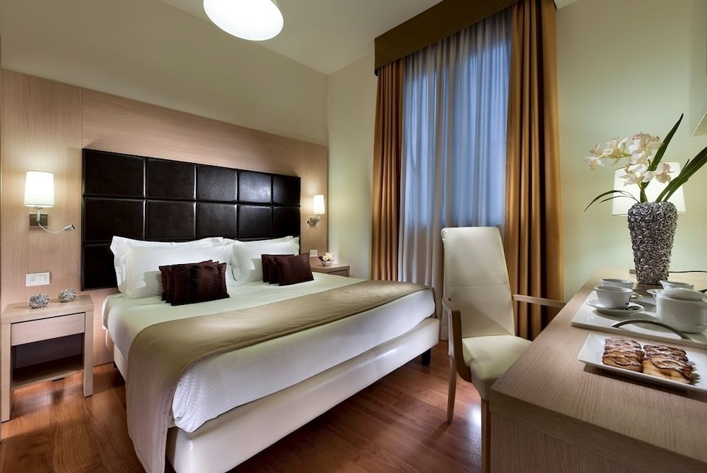 Hotel Regina Elena 57 & Oro Bianco