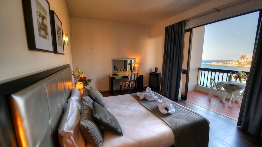 St. Julian's Bay Hotel