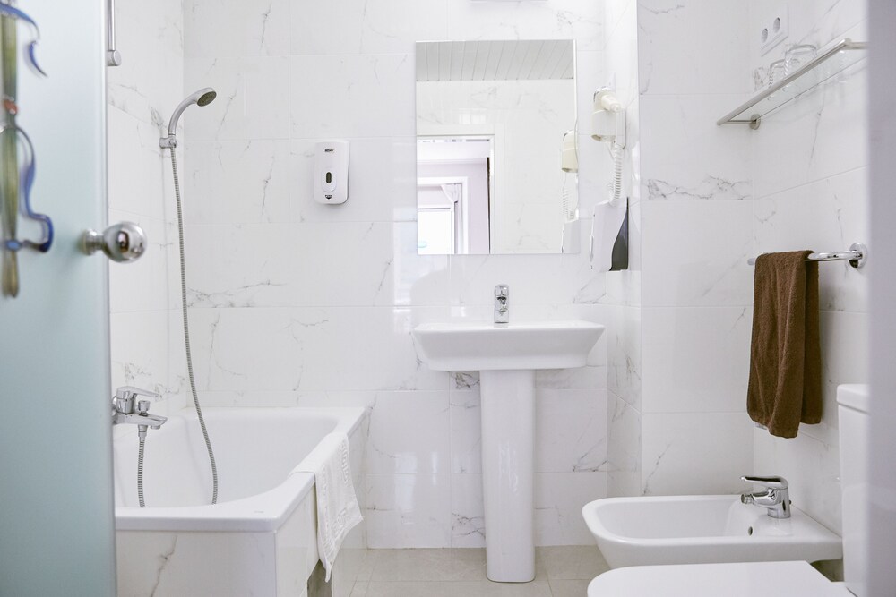 Hotel Dato in Vitoria-Gasteiz | Best Rates & Deals on Orbitz