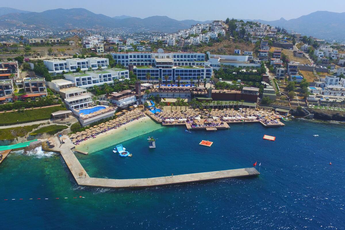 Hotel Delta Beach Resort All Inclusive In Bodrum Expedia