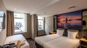In-room safe, desk, soundproofing, free WiFi