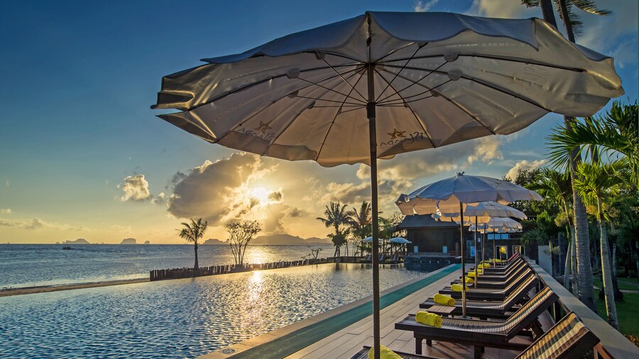 Islanda Hideaway Resort