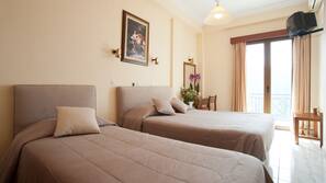 Premium bedding, pillowtop beds, in-room safe, individually decorated
