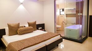 Premium bedding, minibar, in-room safe, desk