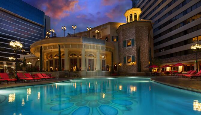 Fireside Lounge Peppermill Reno Lounges Las Vegas Las Vegas Blvd Vegas Trip