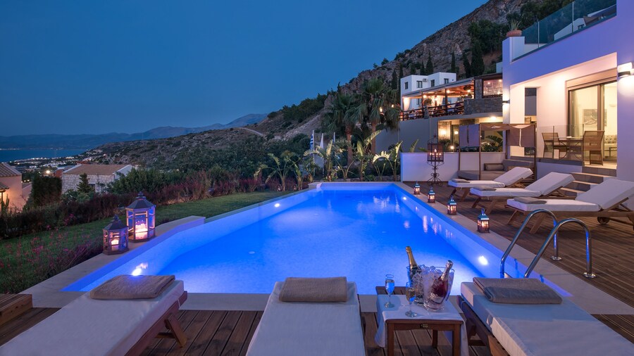 Creta Blue Boutique Hotel