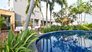 Outdoor pool, pool umbrellas