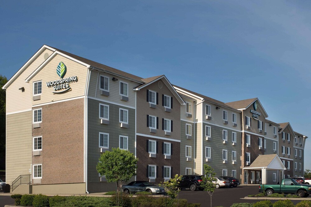 WoodSpring Suites Kansas City Mission