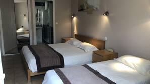 Minibar, in-room safe, individually furnished, desk