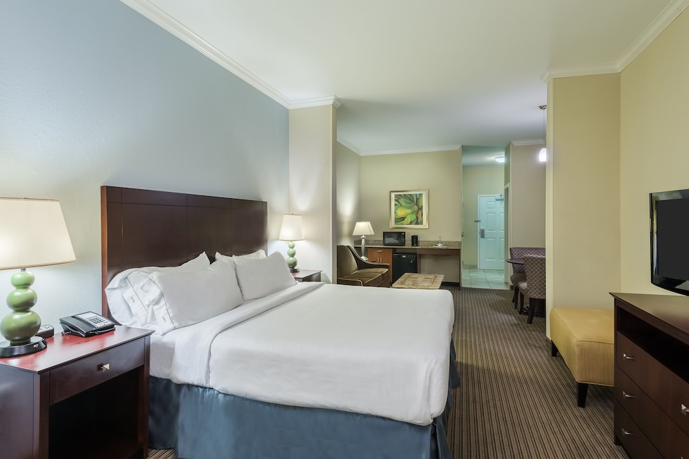 Holiday Inn Express Hotel & Suites New Iberia Avery Island, an IHG
