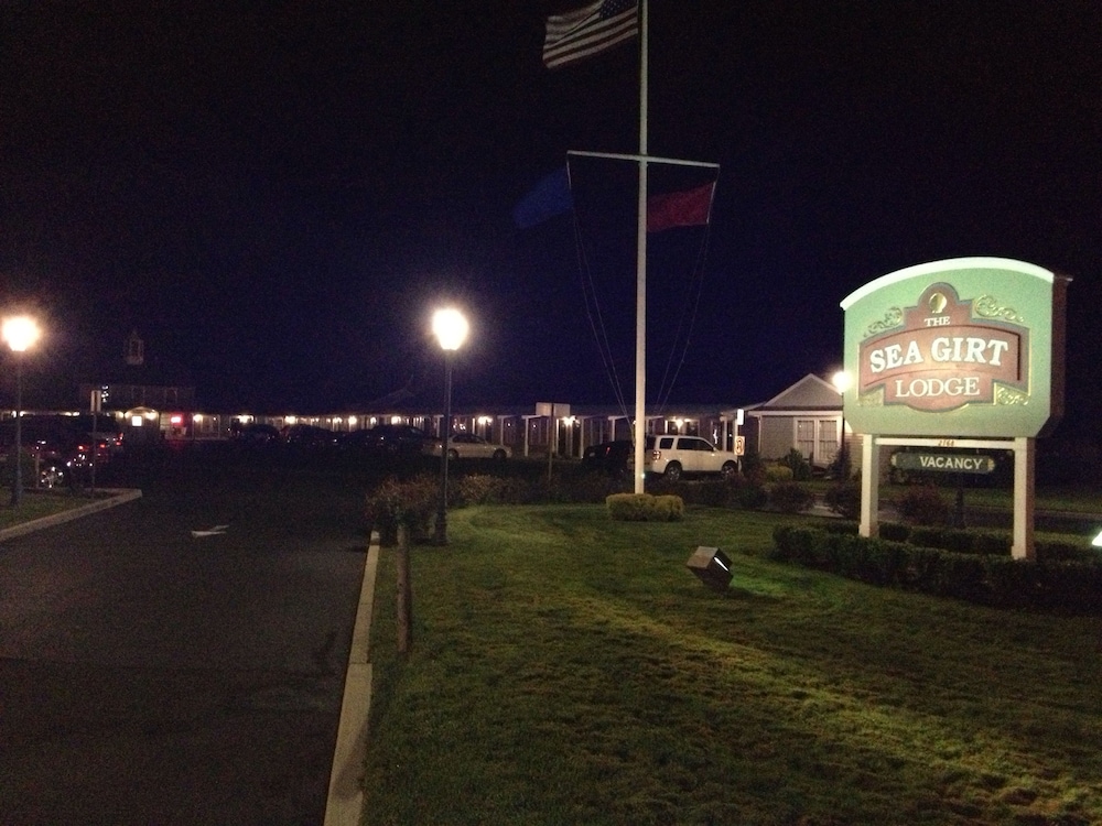 Sea Girt Lodge, Sea Girt 107 Room Prices & Reviews Travelocity
