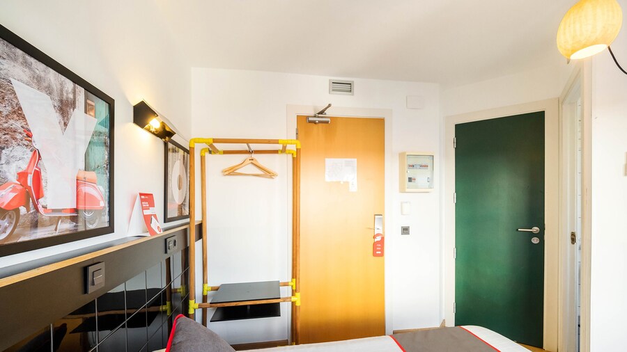 Hostal Athenas