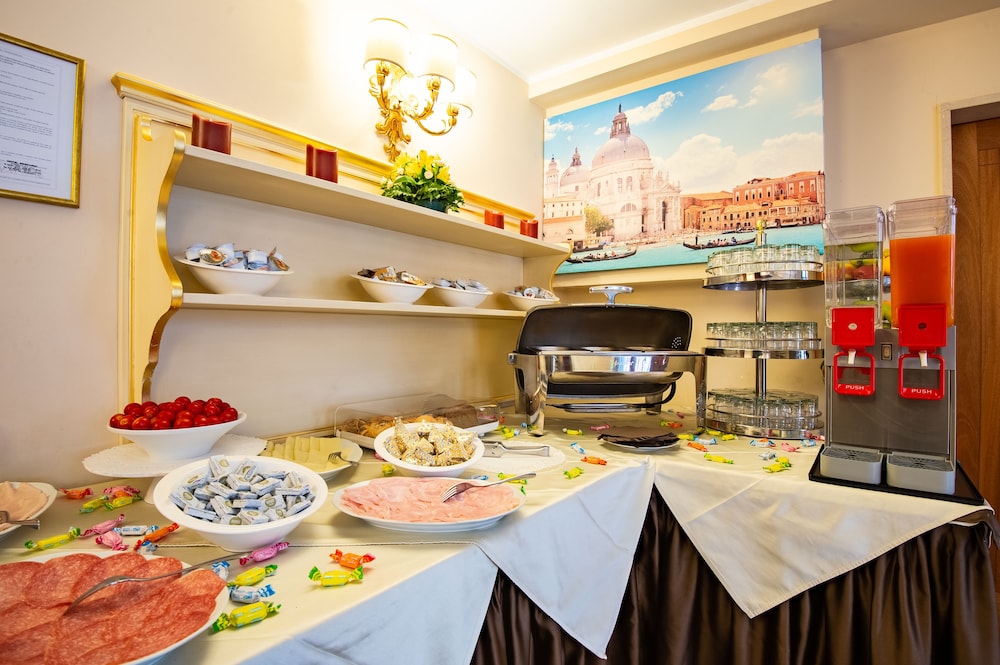 Hotel Mercurio Venezia In Venice Hotel Rates Reviews On Orbitz