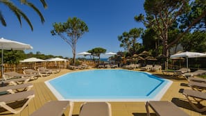 Outdoor pool, pool umbrellas, pool loungers