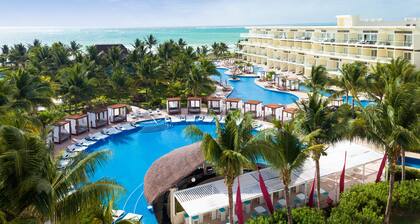 Azul Beach Resort Riviera Cancun, Gourmet All Inclusive by Karisma