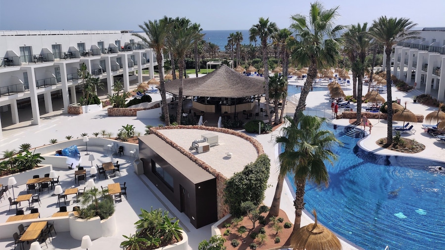 Cabogata Jardín Hotel