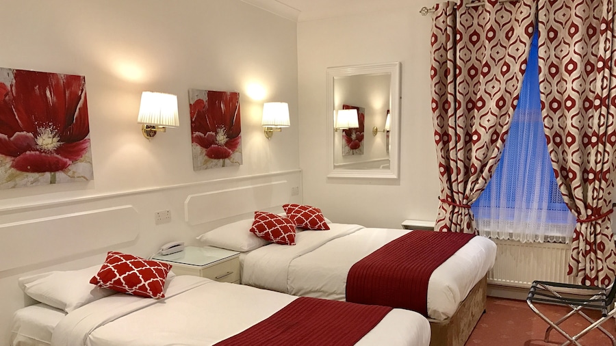 Dergvale Hotel