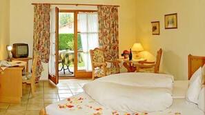 Desk, free WiFi, bed sheets