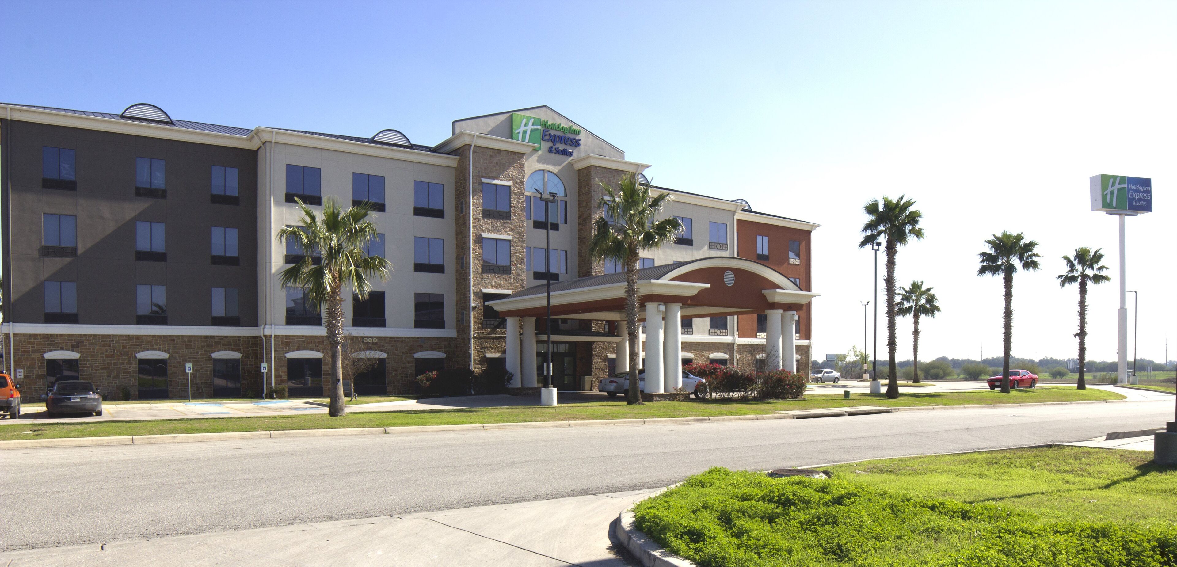 Holiday Inn Express Seguin in Seguin, United States