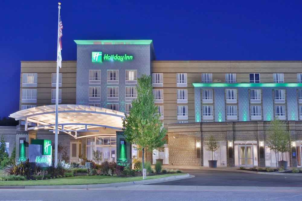 Exterior, Holiday Inn Macon North, an IHG Hotel