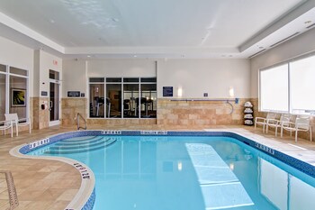hotels in greensburg pa with indoor pool
