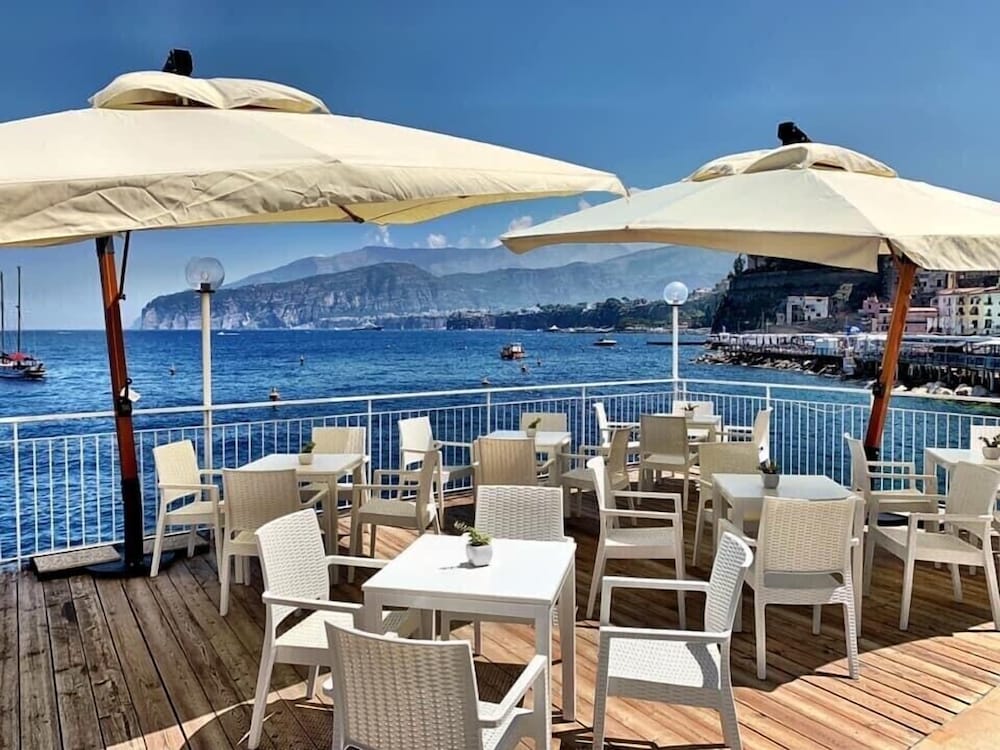 Photo - Hotel Admiral