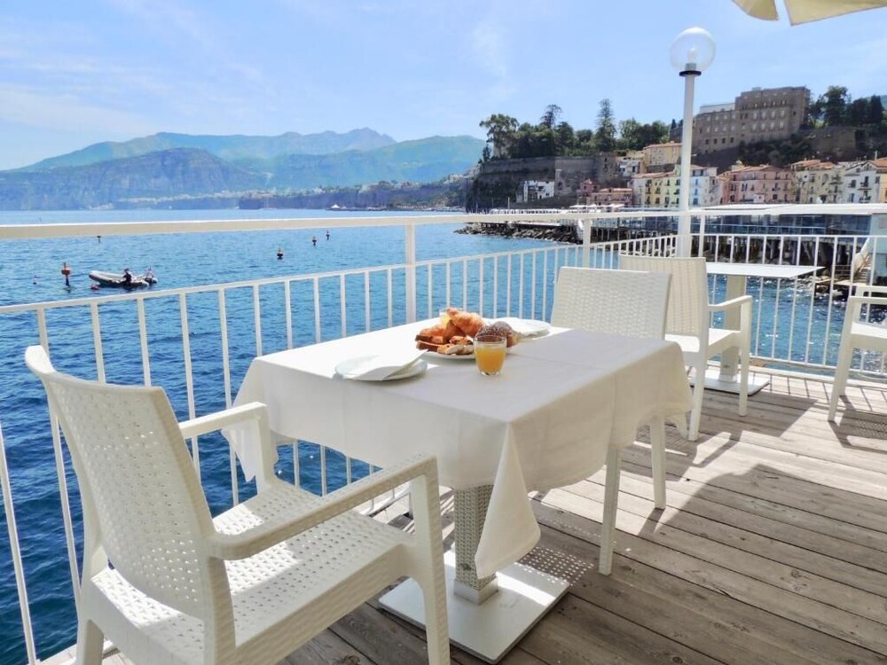 Photo - Hotel Admiral