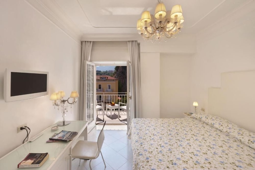 Photo - Hotel Admiral