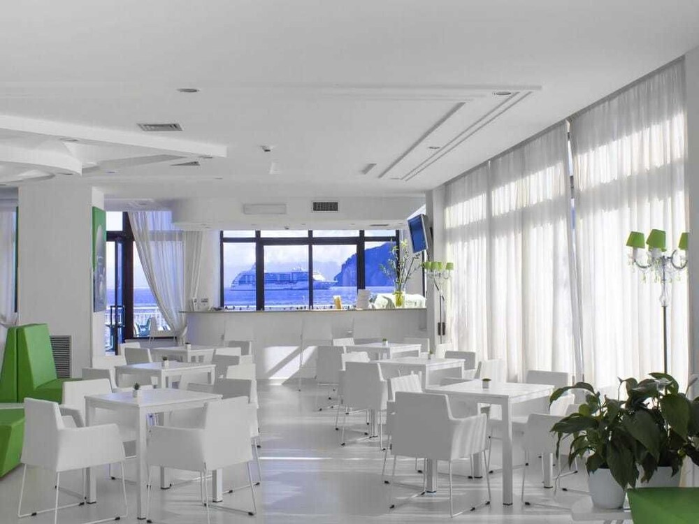 Photo - Hotel Admiral