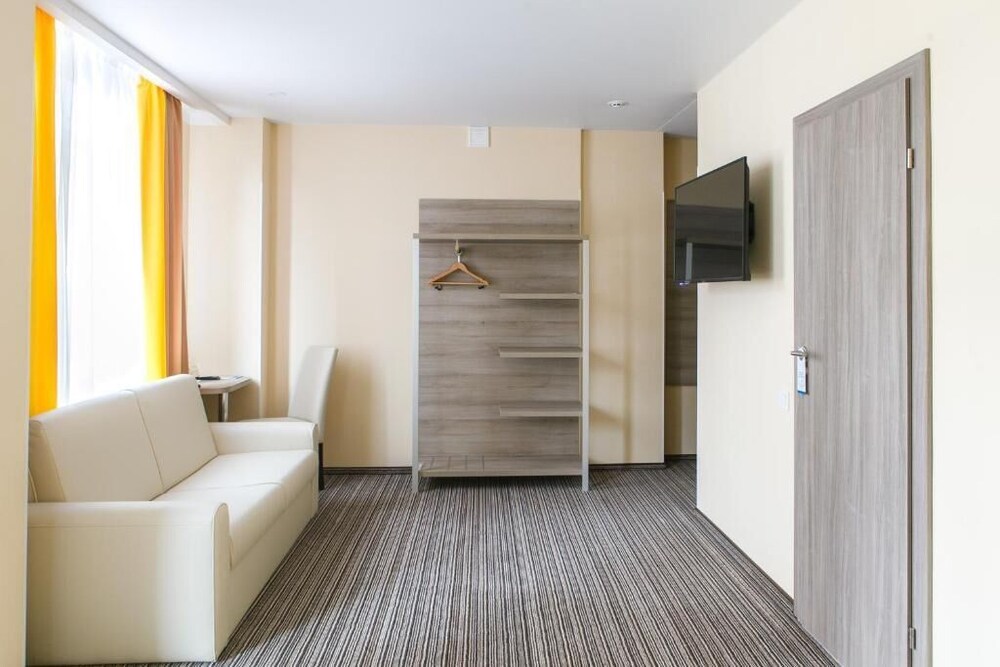 Foto - Raziotel Kyiv Yamska