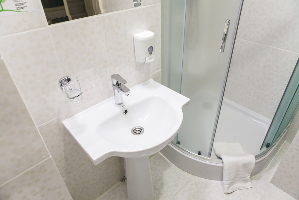 Foto - Raziotel Kyiv Yamska