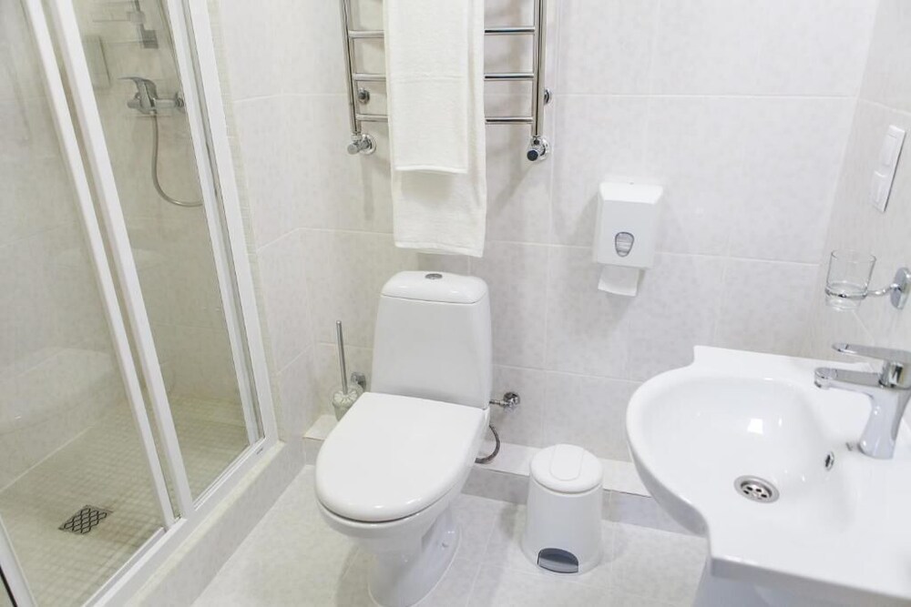 Foto - Raziotel Kyiv Yamska