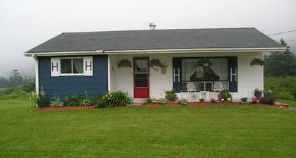 Gullivers Cove Oceanview Cottages