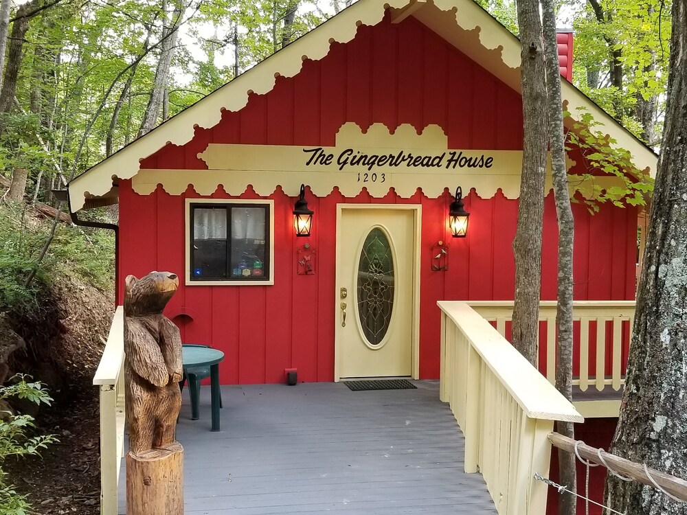 5 Minutes From Downtown With Hot Tub Wi Fi Dog Friendly In
