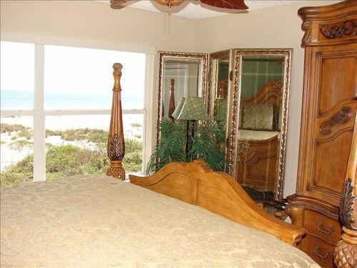 Beach Front Luxury Condo 2 2 Remodeled A Plus In Cocoa