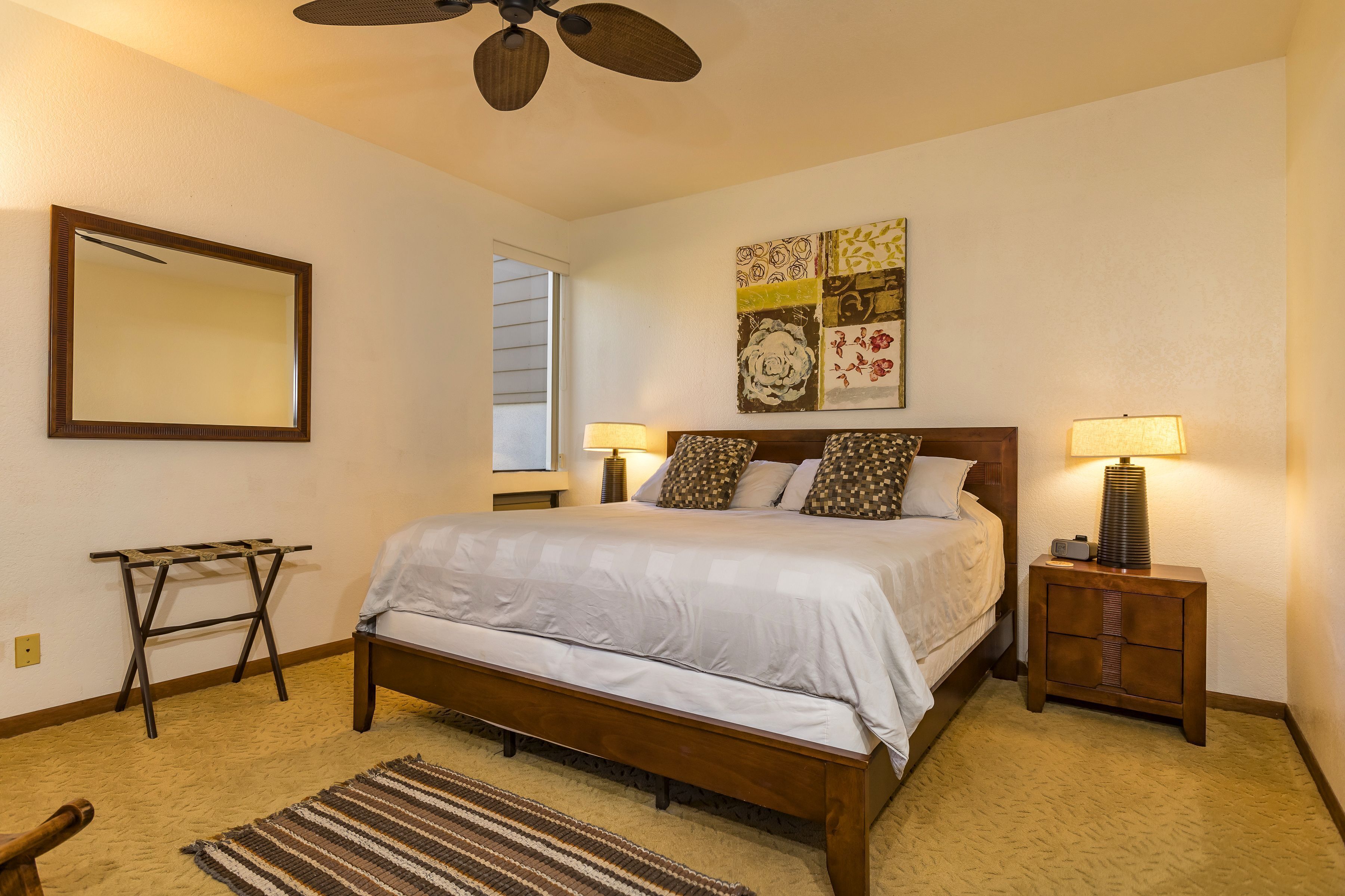 BEAUTIFUL TROPICAL SETTING! WALK TO THE BEACH!  REMODELED! in Kihei, United States