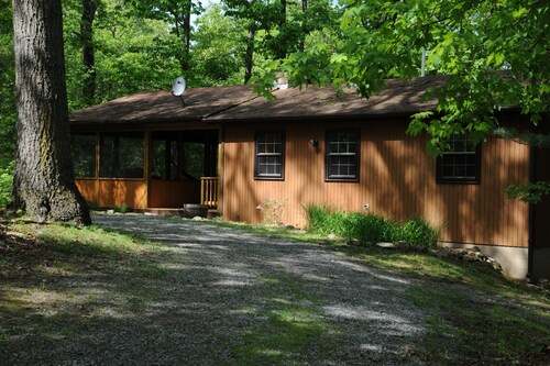 Hotels With Jacuzzi In Room Luray Suites From 70 Simplicity Secluded Cozy Mountain Cabin W Hot Tub Near Luray Va