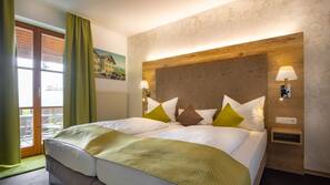 Premium bedding, blackout drapes, free WiFi, linens
