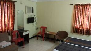 Premium bedding, free rollaway beds, free WiFi