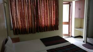 Premium bedding, free rollaway beds, free WiFi