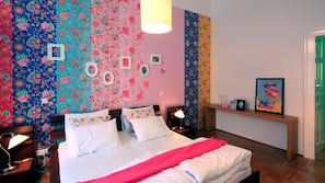 2 chambres, fer et planche à repasser, Wi-Fi, draps fournis