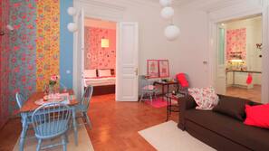2 chambres, fer et planche à repasser, Wi-Fi, draps fournis