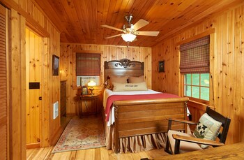 Little Creek Antique Log Cabin Near Boone Parkway Fleetwood 2020