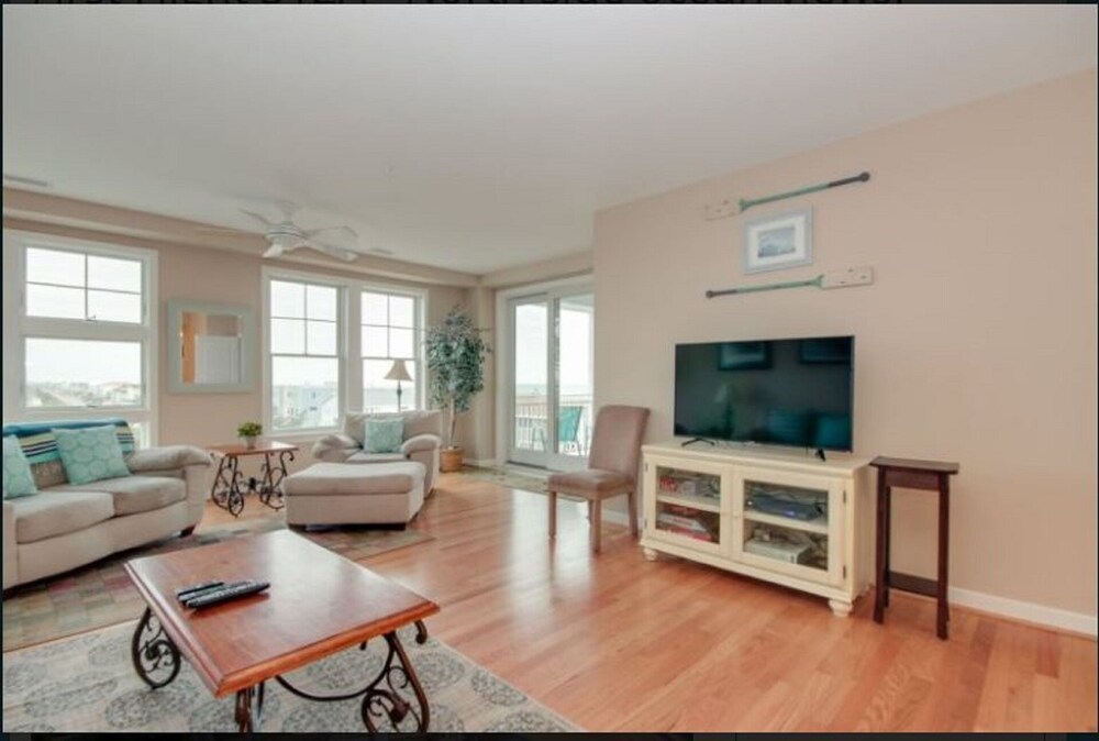 Oceanfront View Resort Apt A312 2 Bdrm 3beds Listen To